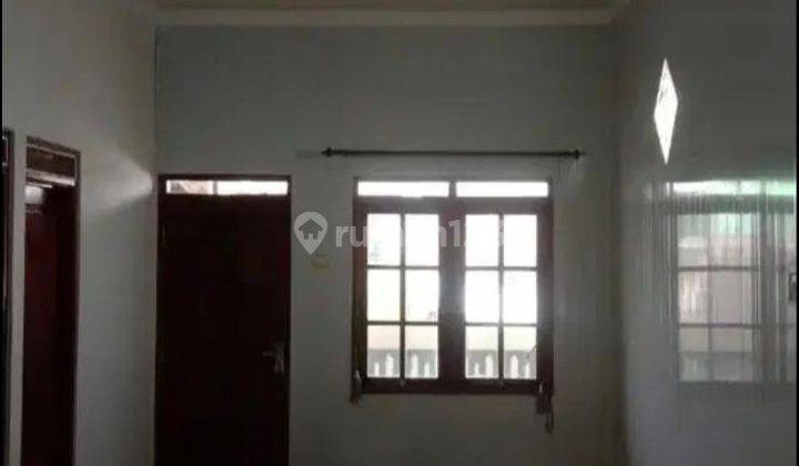 Rumah Bagus 2lantai Strategis Banyuanyar Solo  2