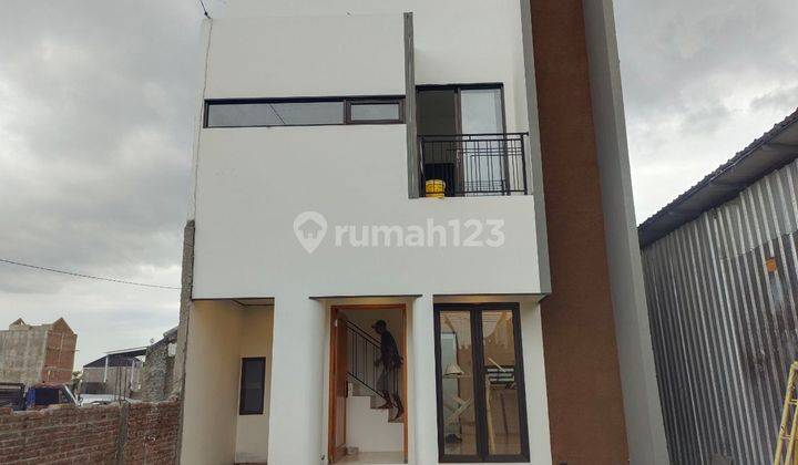 Rumah Readi Lingkungan Cluster Mewah Gumpang Kartasura 1