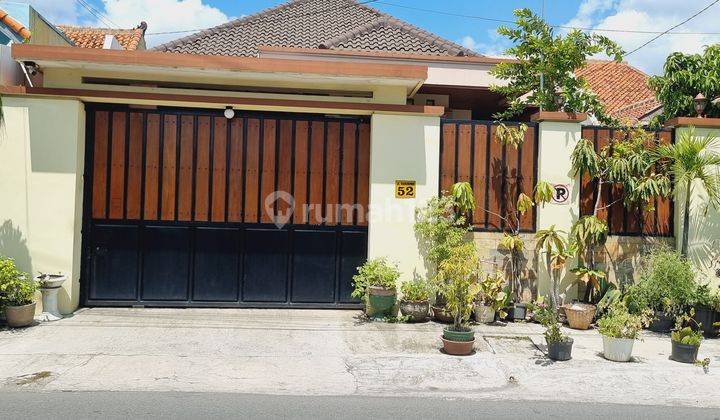 Rumah Mewah Luas Pinggir Jln Utama Sumber Solo 1