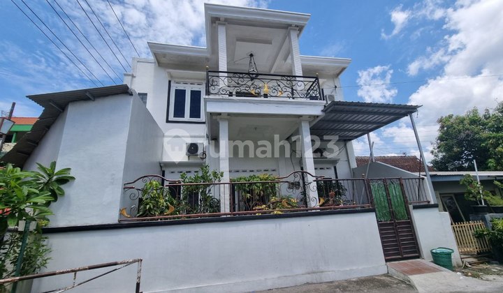 Rumah Hunian Dan Tempat Usaha Tengah Kota Karangasem Solo 1