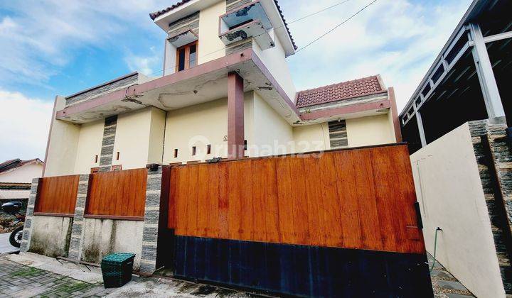 Rumah Cantik Siap Huni Lingkungan Cluster Gumpang Kartasura 2