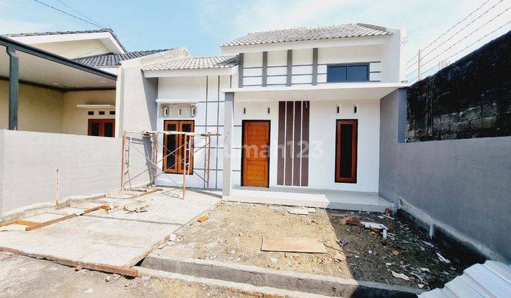 Rumah Cantik 1,5 Lantai Mezanine Gedongan Colomadu 2