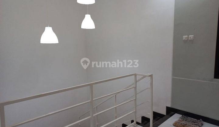 Rumah Cantik Nyaman Furnish 2lantai Gentan Baki 2