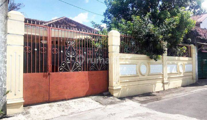 Rumah Hunian Second Luas Strategis Grogol Sukoharjo 1