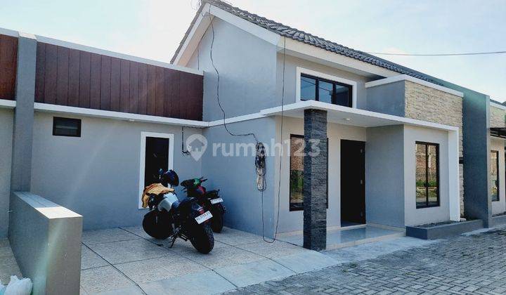 Rumah Modern Cluster Siap Huni Gedongan Colomadu 1