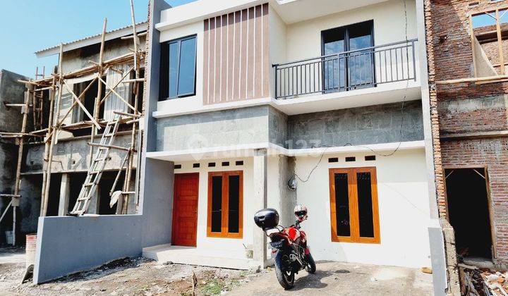 Rumah Cantik 2 Lt Dalam Cluster Proses Finishing  2