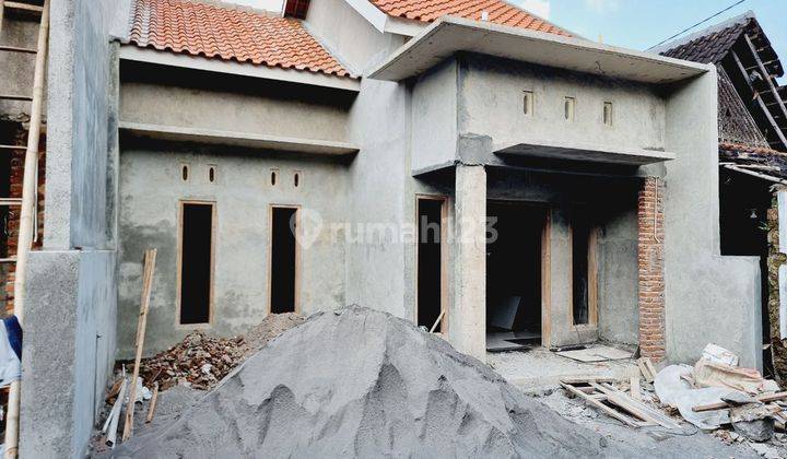 Rumah Cantik Gress Proses Finishing Di Gedongan Colomadu 2