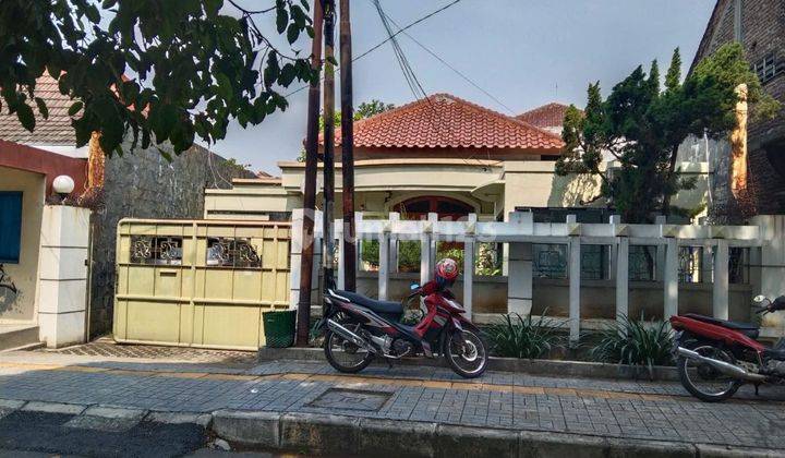 Rumah Luas 2 Lantai 1200m2 Di Kota Solo  2