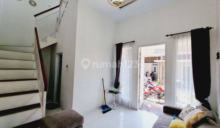 Rumah Cantik 2 Lt Nyaman Di Cluster Dekat Exit Tol Klodran  2