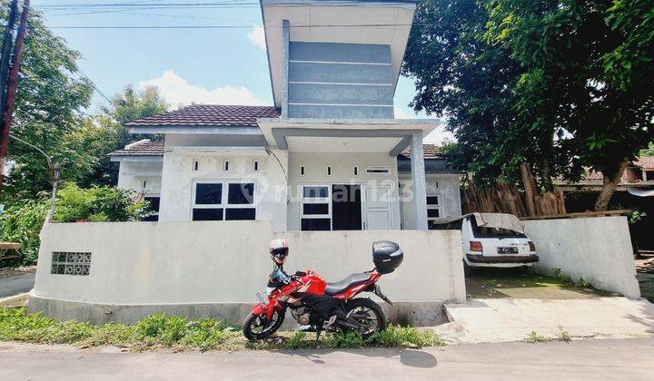 Rumah Cantik 92m² Hook Gedongan Colomadu KRA 1