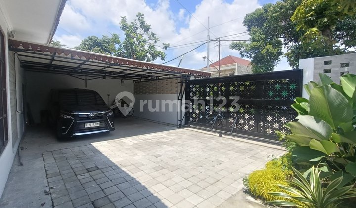 Luxury Spacious Furnished Strategic House in Solo Luxury Spacious Furnished Strategic House in Solo