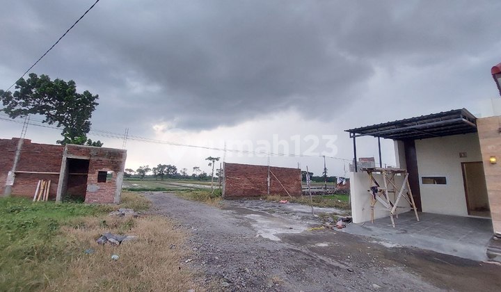 Rumah Cluster Ready Baru Dan Pesan Bangun Dekat Stasiun Gawok 2
