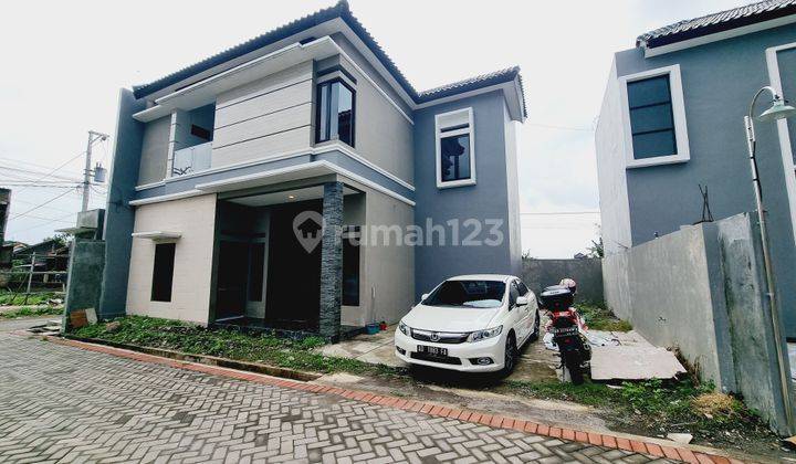 Rumah Cantik 2 Lt Gress Cluster 7 Menit Rs Oen Solo Baru 2