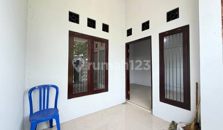 Ideal and Strategic 1.5-Story House in Gedongan, Colomadu 2