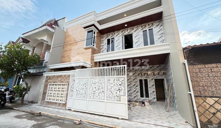 Luxurious House, 2 Floors, Carport, 2 Finishes, Fajar Indah