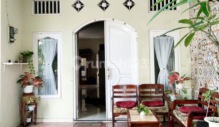 Rumah Bagus Luas Dekat Kampus Unisri Solo 2