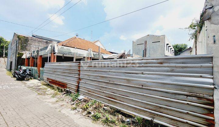 Rumah Hitung Tanah 318m2 Lokasi Tengah Kota Solo 2