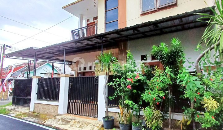 Rumah 2 Lt Hook Bagus Dekat Bandara Adi Sumarmo Karanganyar 2