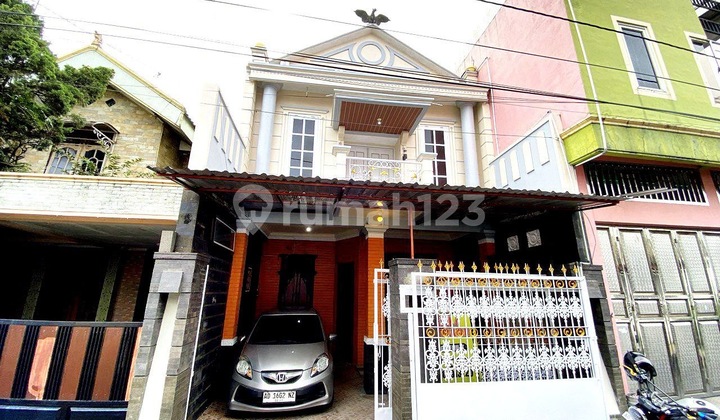 Unique 2-Story House in Solo Baru Residential Area Unique 2-Story House in Solo Baru Residential Area