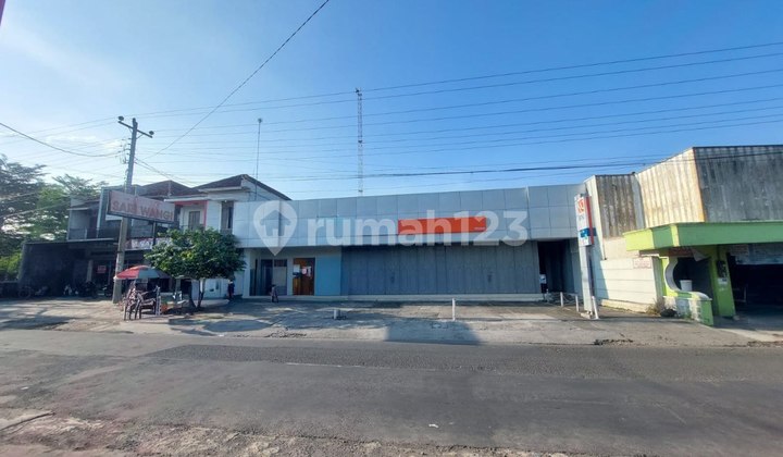 Ruang Usaha Luas Strategis Tepi Jln Utama Ramai Di Klaten