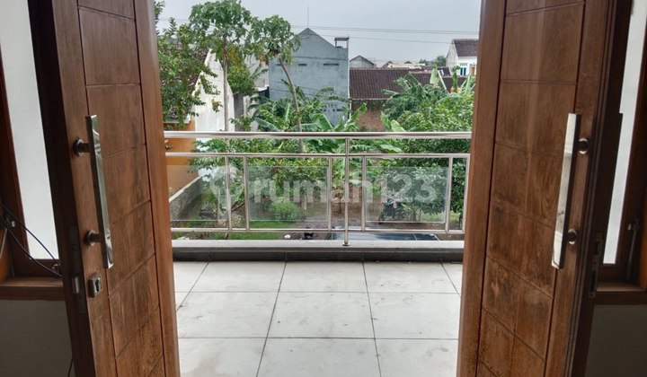 Nice House 2 Floors Strategically Located in Purbayan Area 2