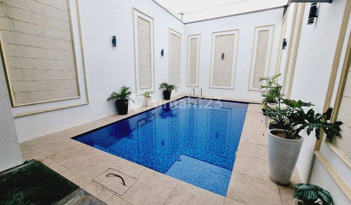 Rumah Mewah 359m² Ada Private Pool & Furnish Solo Kota 2