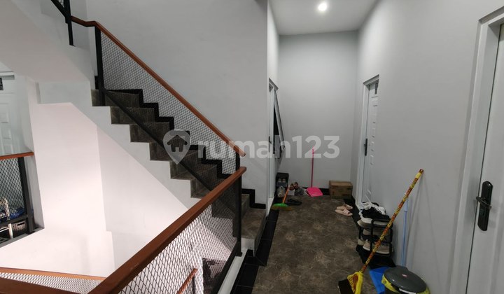 Luxury Boarding House 4 Floors Strategic Location in Gonilan Skh 2