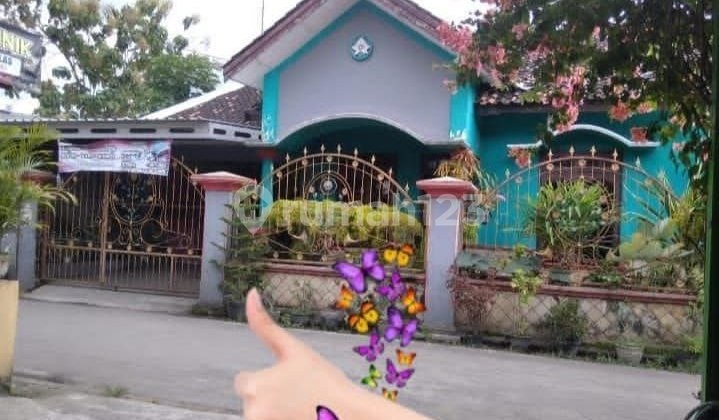 Nice House Ready to Live in Strategic Location at Gatak Skh 2