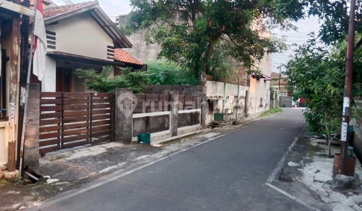 Rumah Bagus Terawat Dekat ke Kampus Ums di Solo 2