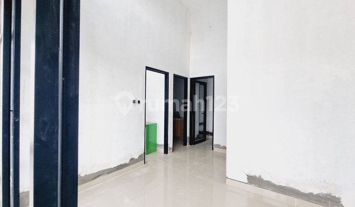 Rumah Baru Cantik di Mini Cluster Gajahan Colomadu 2