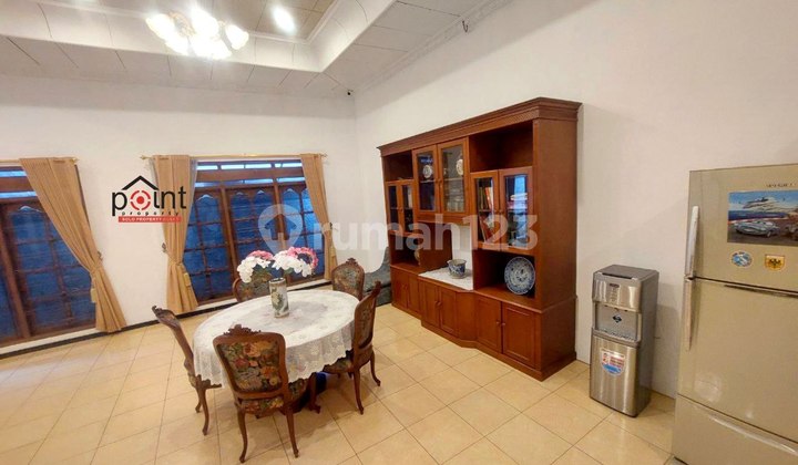 Rumah Classic Full Furnish Asri Luas Di Jln Utama Sukoharjo Kota 2