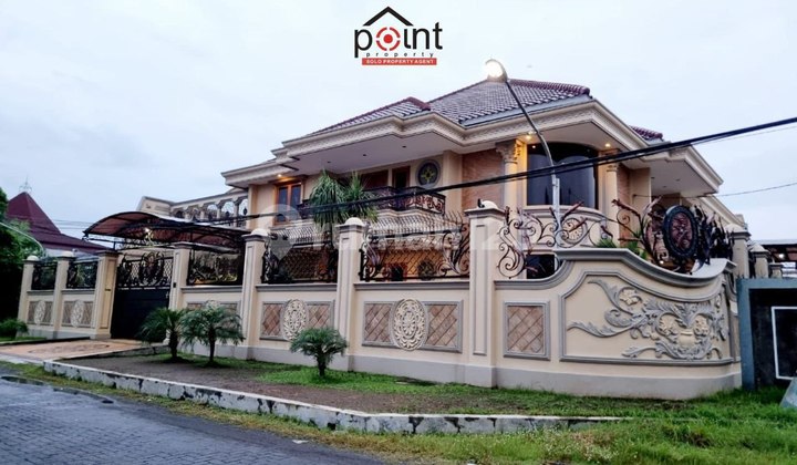 Classic Spacious Luxury House Fully Furnished Sturdy Solo Baru Sukoharjo