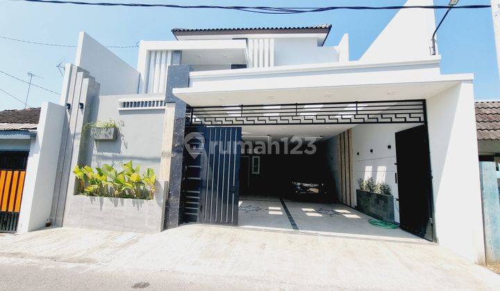 Rumah Mewah 2 Lt Baru Semi Furnish Nego Sejadinya Jebres Solo