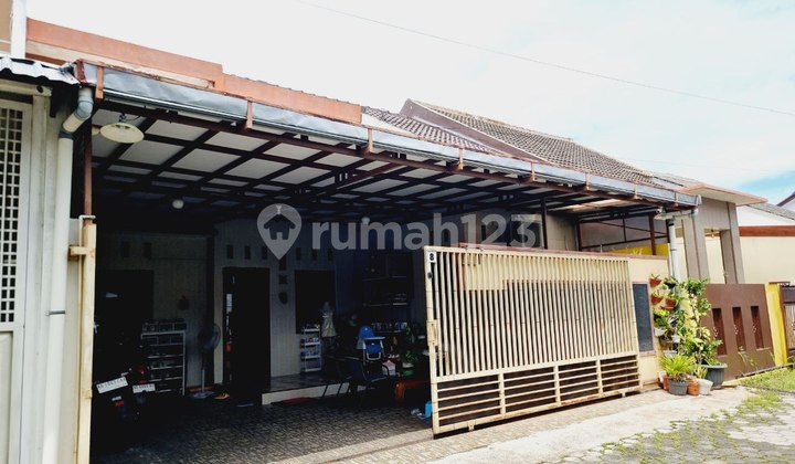 Rumah Bagus Luas 126m² Strategis Cluster Dekat Exit Tol Klodran 2