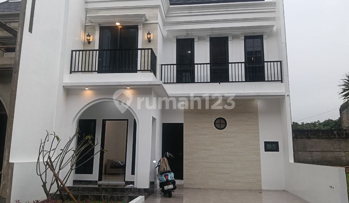 Rumah Mewah 2Lt di Cluster Ngabeyan Indent