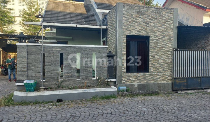 Rumah Bagus Siap Huni Furnished Di Solo Baru