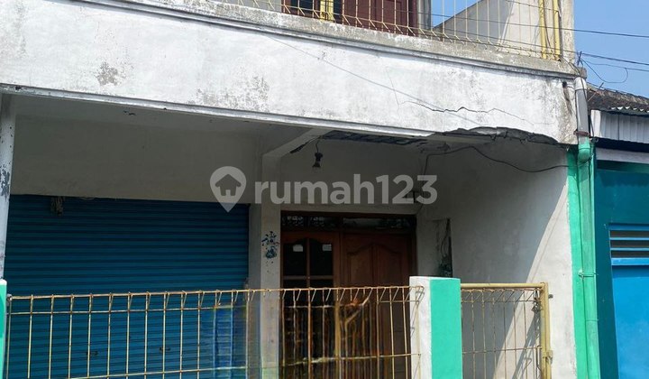 Rumah 2Lt Strategis di Tengah Kota Soloo