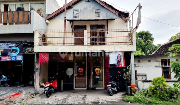 Rumah Second Hadap 2 Muka Bisa Untuk Usaha Strategis Di Solo