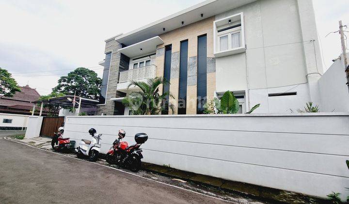 Rumah Mewah 2 Lt Full Furnish Private Pool Colomadu 2