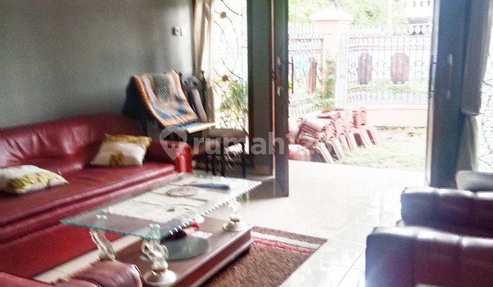 Good House Wide Hook Strategic Near Jih Solo Hospital 2