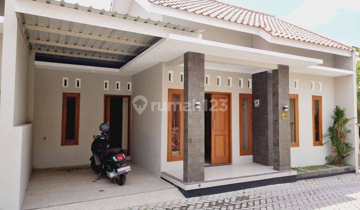 Rumah Cantik Gress Siap Huni Di Gedongan Colomadu 1