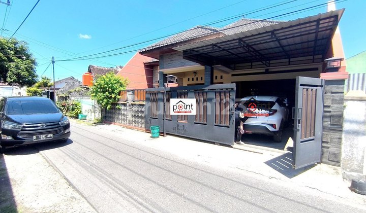 Rumah Mewah Luas Strategis di Banyuanyar