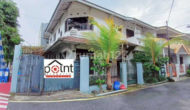 Rumah Second Bagus Hook 2Lt di Madegondo Skh 2