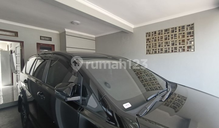 Nice Spacious Furnished House Near Alana Colomadu 2