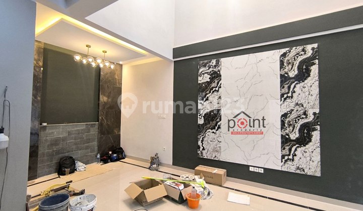 New Luxury 3-Storey House Finishing Process in Sumber Mini Cluster 2