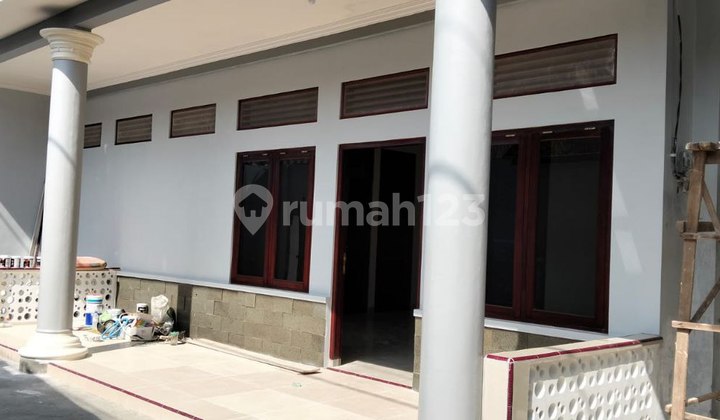 Rumah Bagus Luas 1.5Lt Murah Tengah Kota Solo 2