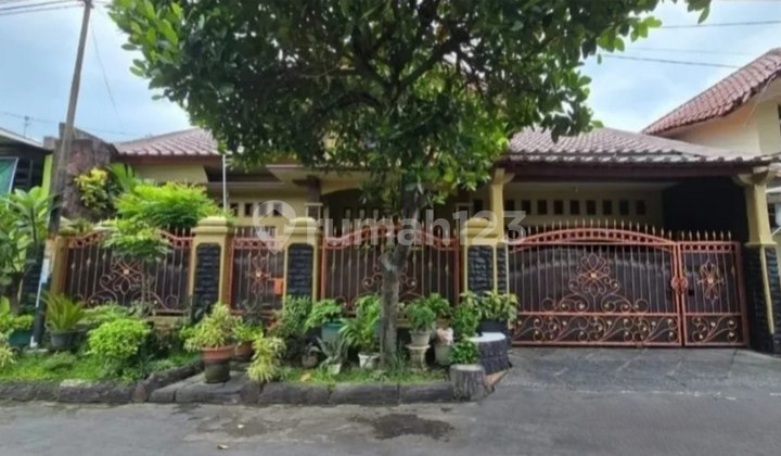 Good Comfortable House in Fajar Indah Surakarta
