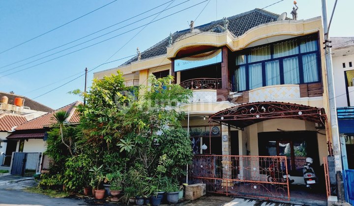 Rumah Nyaman 2 Lantai Strategis Akses Lebar Di Manahan Solo Rumah Nyaman 2 Lantai Strategis Akses Lebar Di Manahan Solo