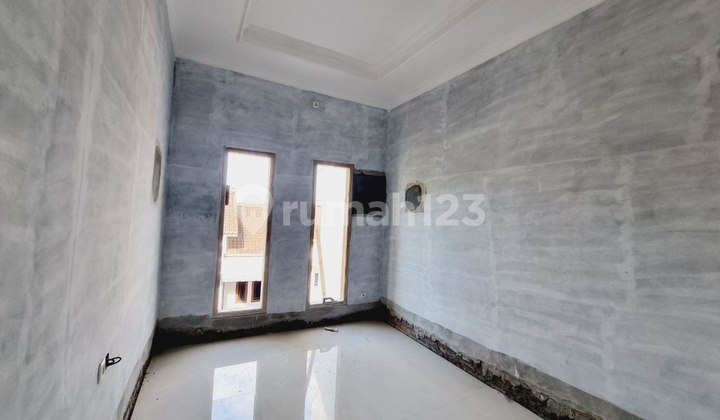 Rumah Bagus 2 Lt Gress Proses Finishing Dekat Spbu Mangesti Raya 2