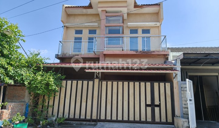 Rumah Bagus Luas Strategis di Banyuanyar